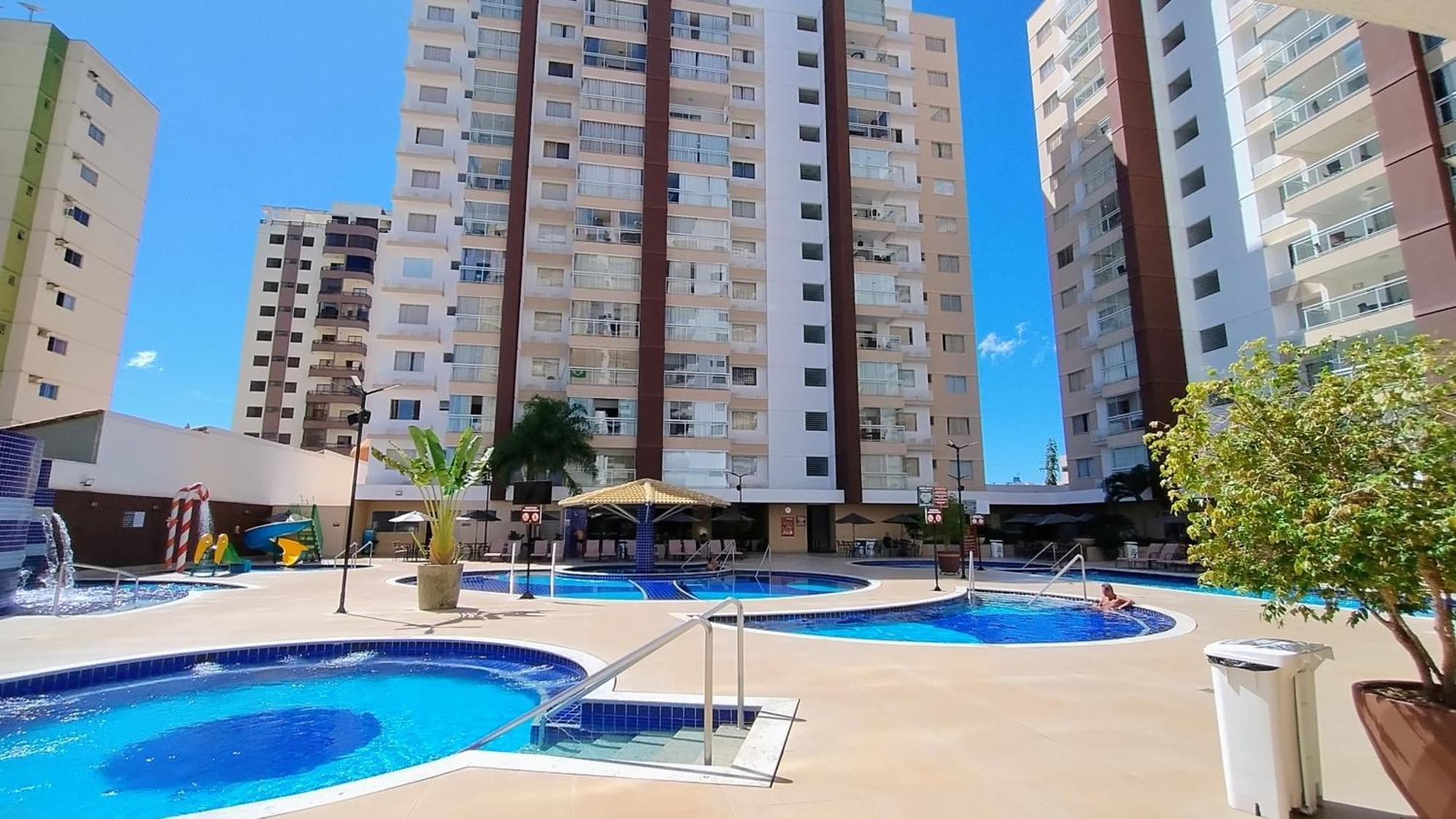 Casa Da Madeira Caldas Novas - Achei Ferias - Com Roupa De Cama Esterno foto