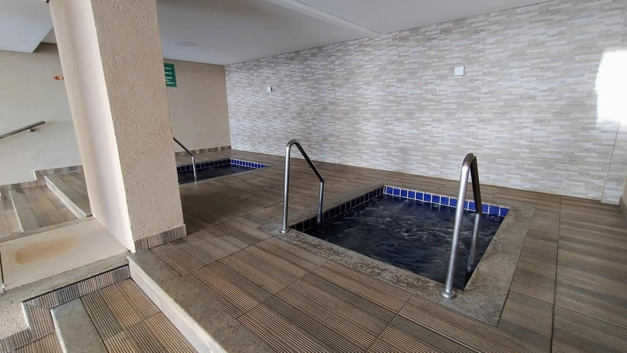 Casa Da Madeira Caldas Novas - Achei Ferias - Com Roupa De Cama Esterno foto